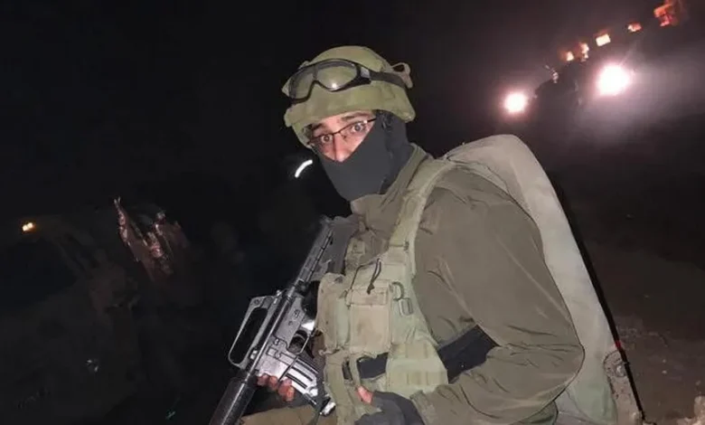 A 24-year-old Israeli soldier living in occupied Safad, called Daniel Edri, set himself on fire yesterday.